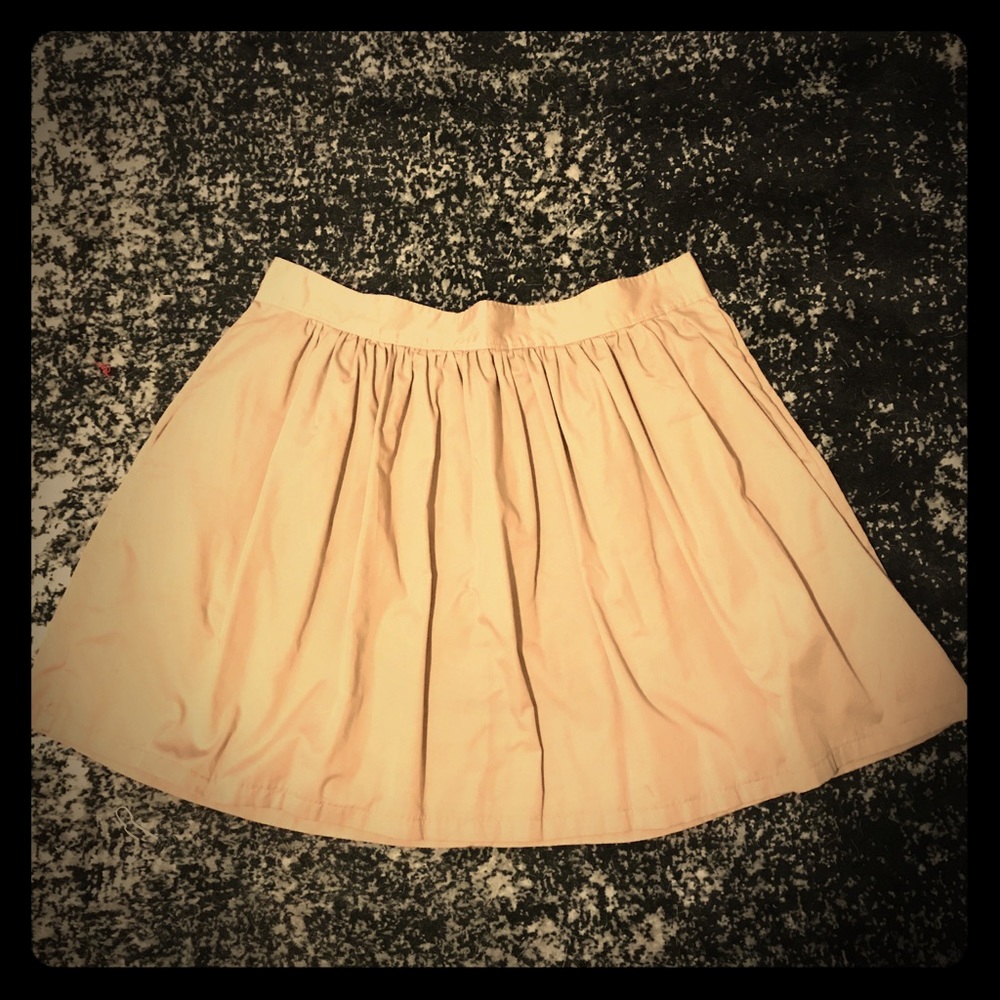 ♻️Tan Skirt- Only worn once!